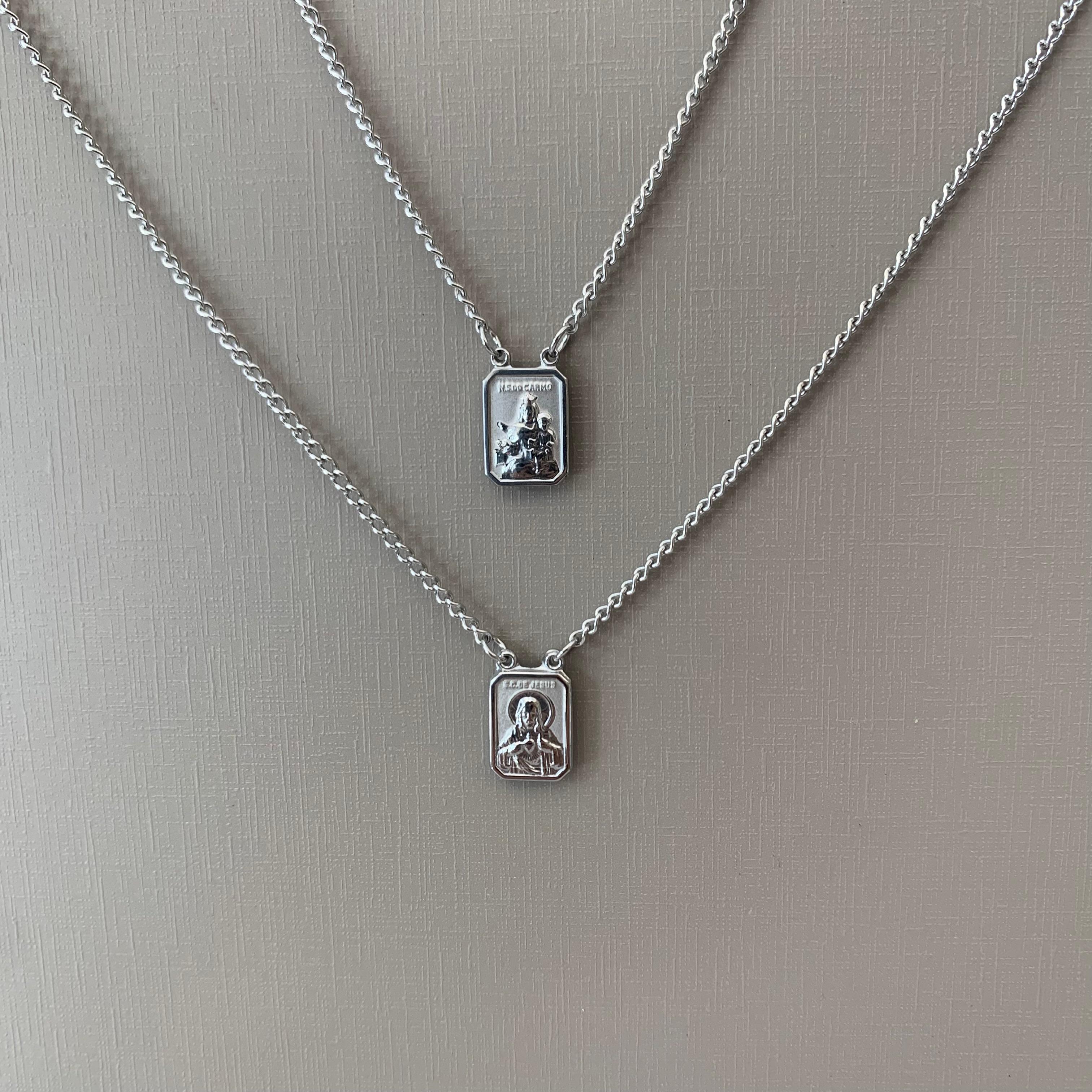 Escapulário em Aço 316L Prateado Mini Sagrado Coração de Jesus e Nossa Sra do Carmo 60cm 2792360