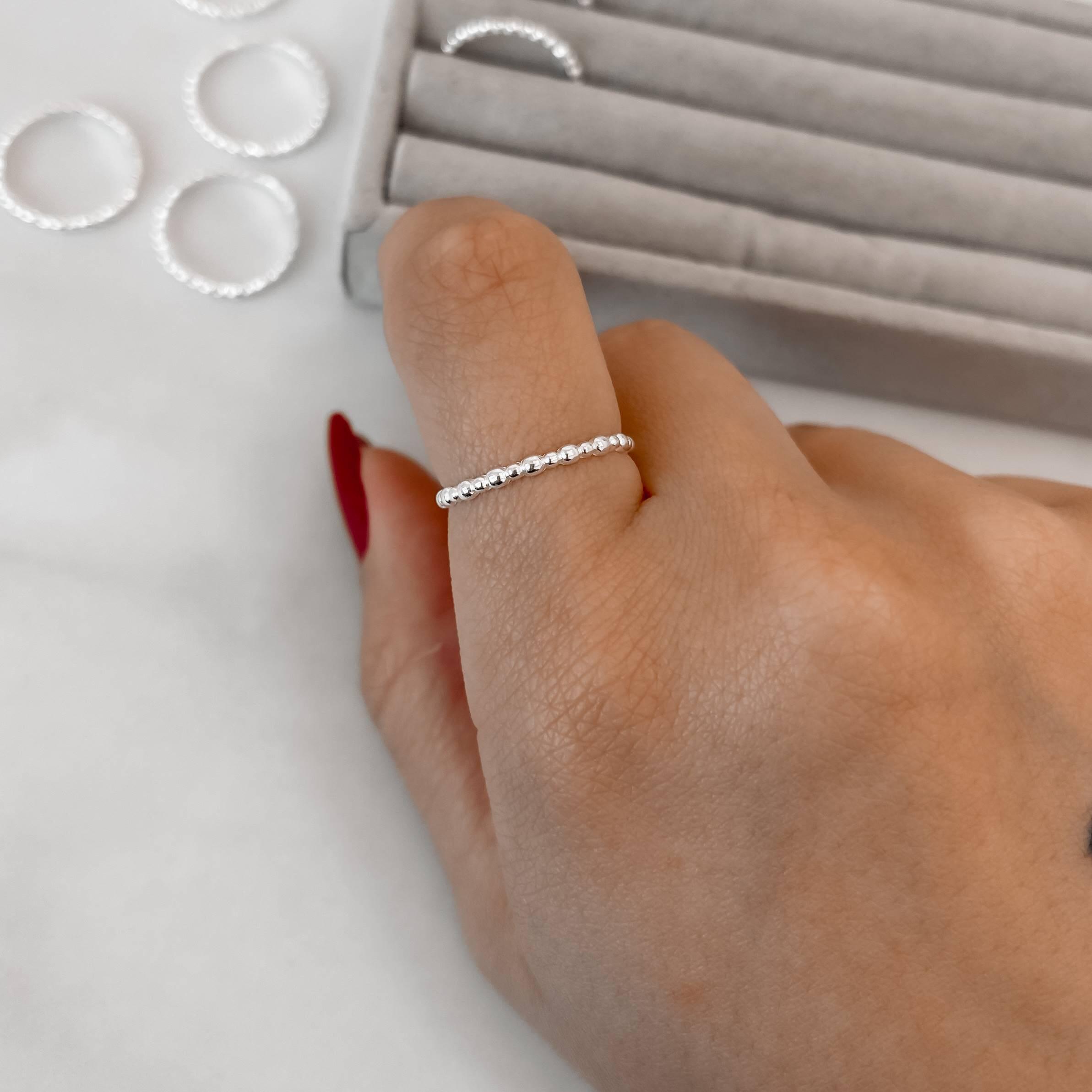 Anel Feminino Fino Bolinhas Prata 925 AN287