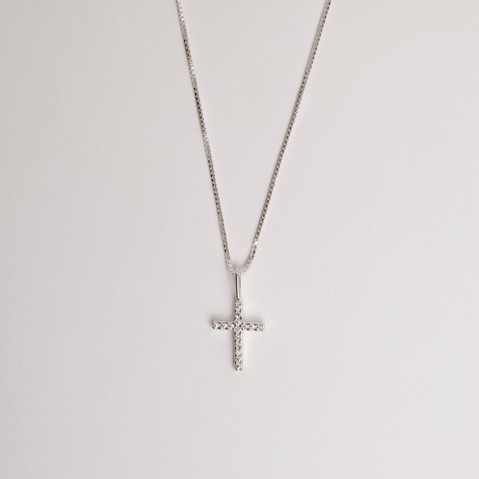 Colar Feminino Pingente Cruz Cravejado 11mm 45cm em Prata 925 CO3171