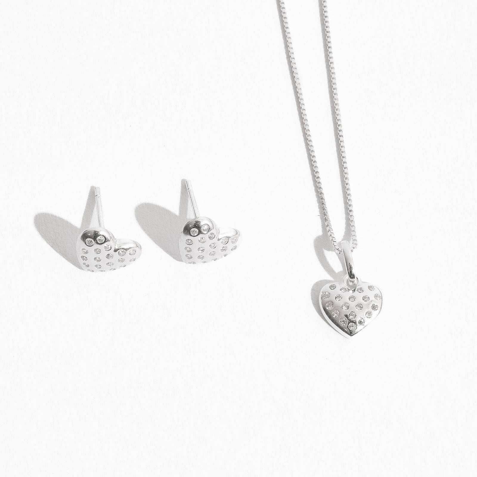 Conjunto Brinco e Colar Feminino Zircônia Coração com Zircônias cristal 6mm 45cm CJ269