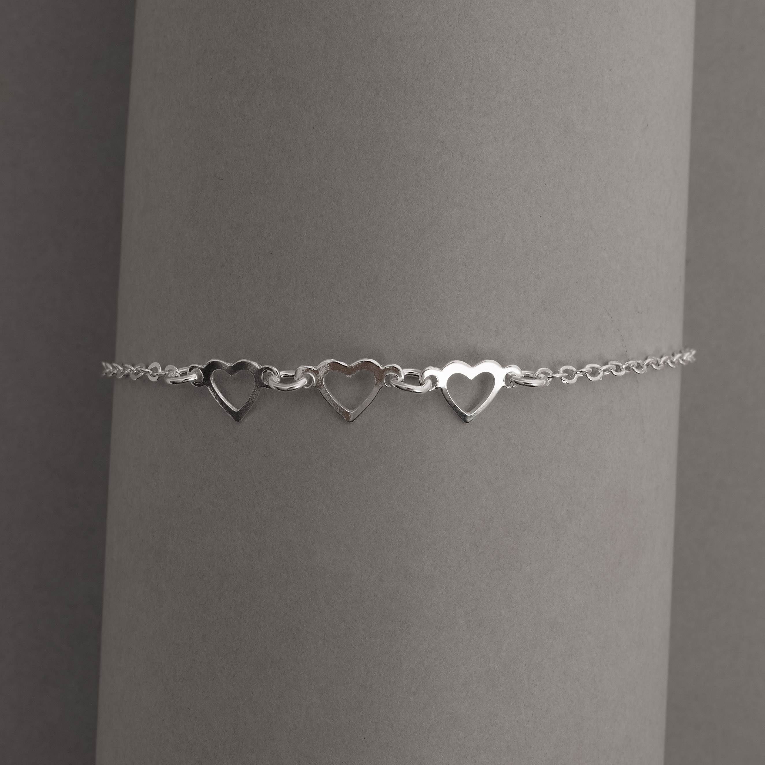 Pulseira Feminina Entremeio Corações Vazados 6mm 19cm em Prata 925 PU1131