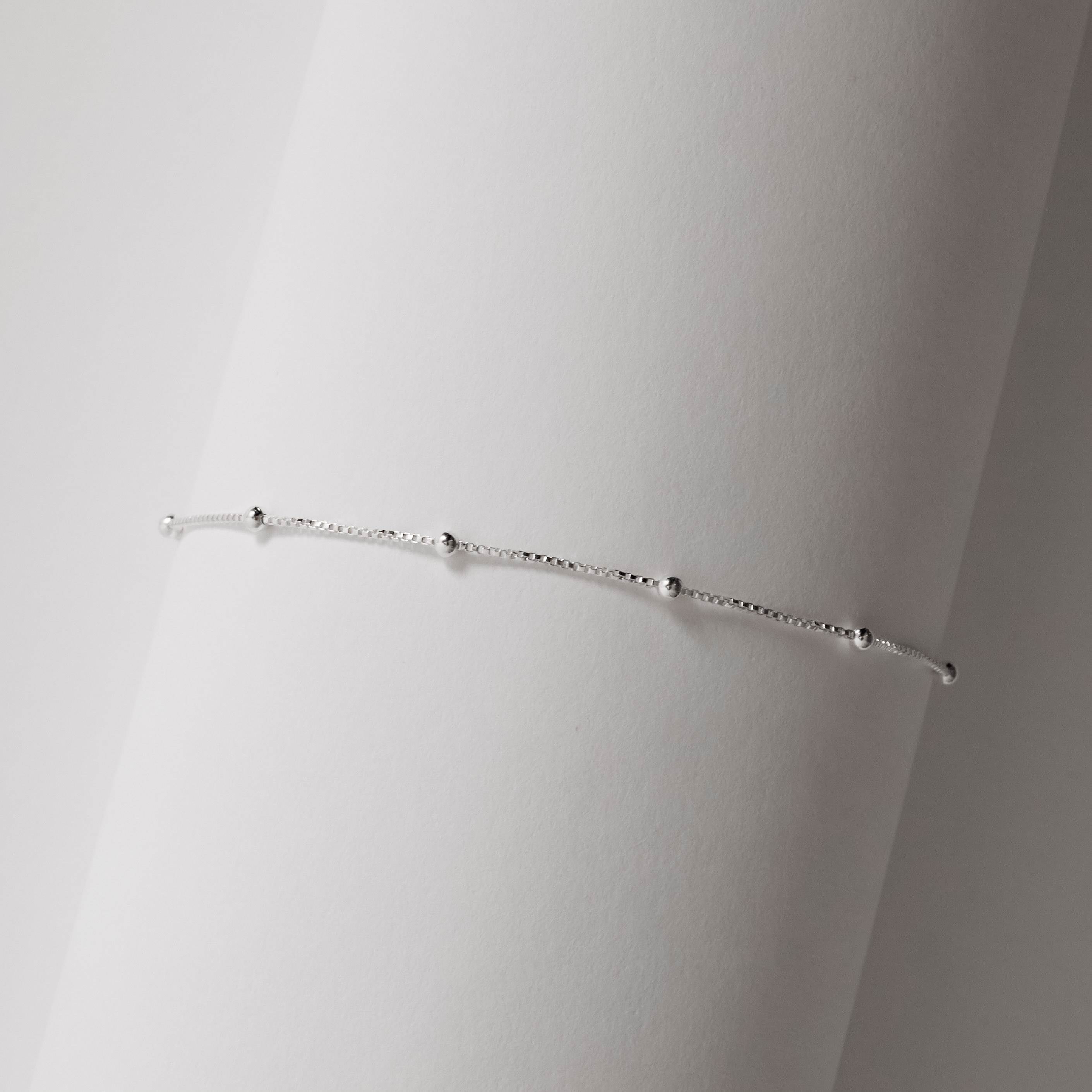 Pulseira Feminina Veneziana v12 com Bolas 2mm 19cm em Prata 925 PU1616