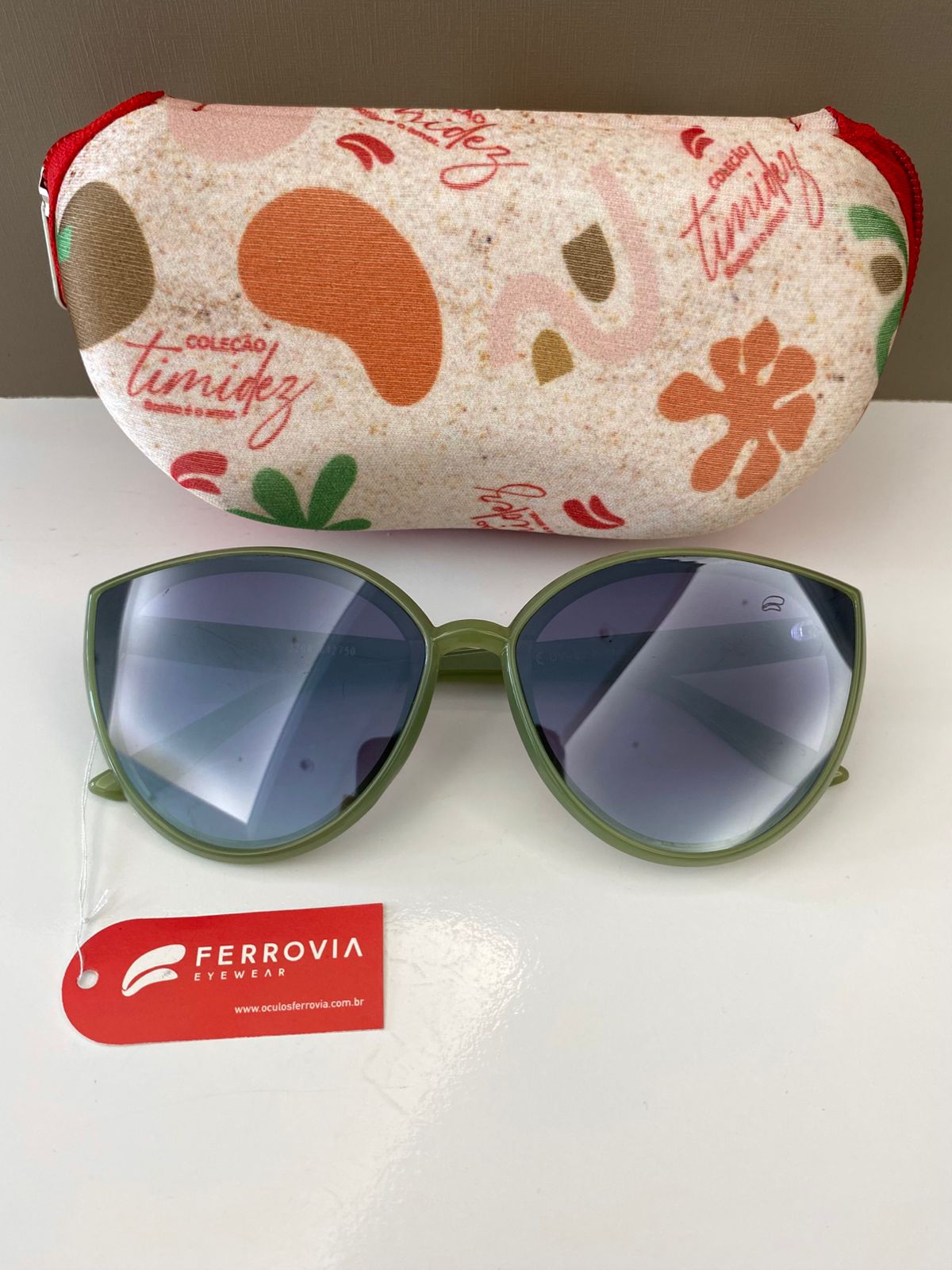 Óculos de Sol Ferrovia Feminino Verde Esmaltado Gatinho Lente Degrade Acetato 642750