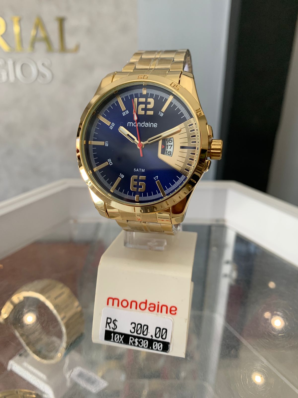 Relógio Mondaine Masculino Dourado Casual com Calendário e Visor Azul Á Prova d'água 32578GPMVDE1