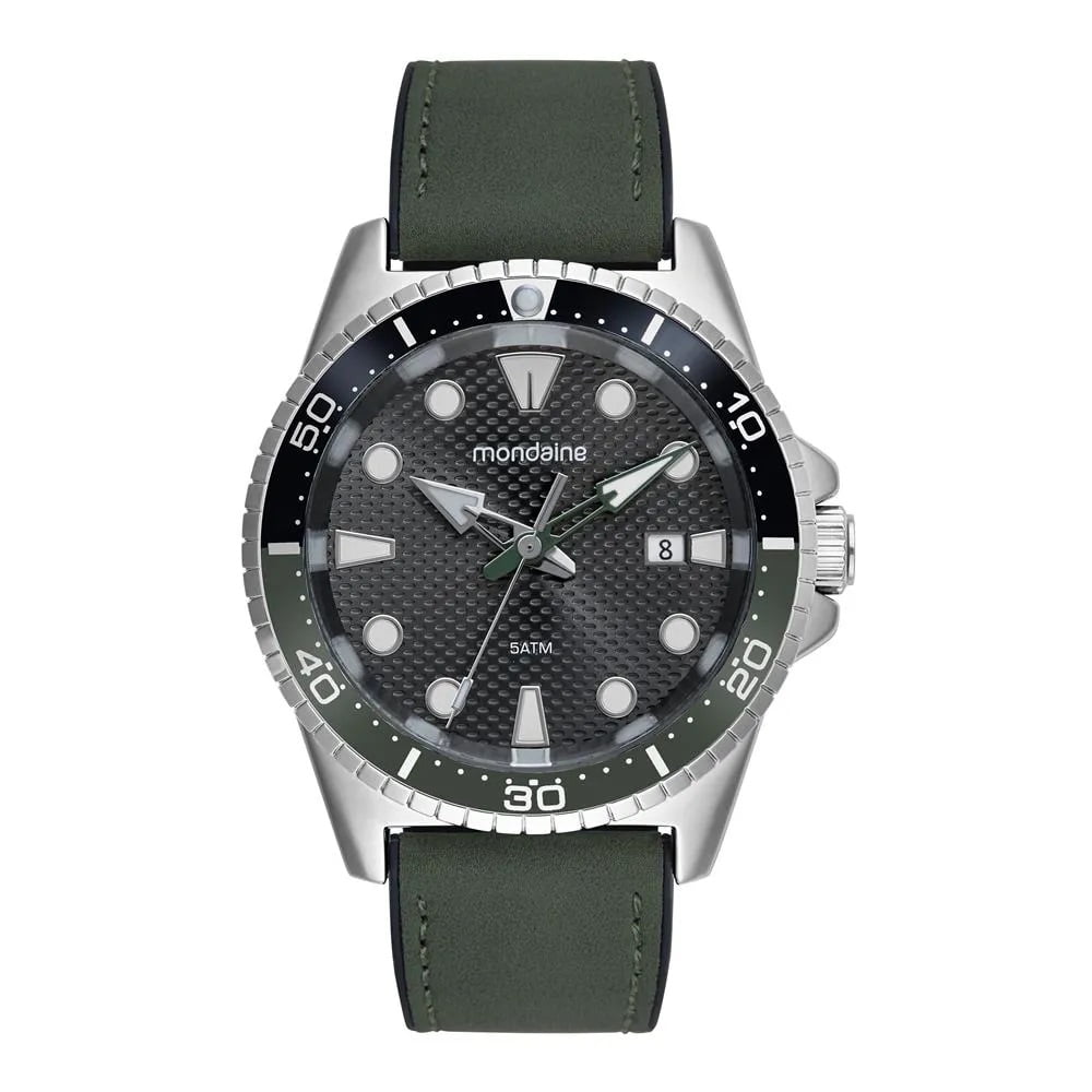 Relógio Mondaine Masculino Prateado Visor Grafite Texturizado Com Calendário e Números Geométricos Taquímetro Pulseira em Couro Verde Militar Com Fecho de Imã Á Prova d'água 32886G0MVNH2
