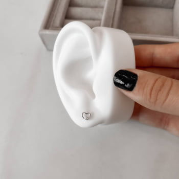 Brinco Feminino Corações Vazado e Mini Cravejado 6mm em Prata 925 BR3423 Brinco Feminino Corações Vazado e Mini Cravejado 6mm em Prata 925 BR3423