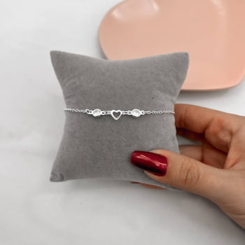 Pulseira Feminina Entremeio Coração Vazado com Zircônias Prata 925 PU471