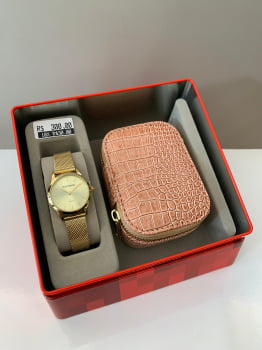 Kit Relógio Mondaine Feminino Dourado Mostrador Champanhe Minimalista Pulseira Milanese Com Porta-Joias Á Prova D'água 32729LPMKDE1