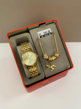 Kit Relógio Mondaine Feminino Dourado Pequeno Gato no Visor Champanhe com Numeração com Brilho á Prova D'água 32990LPMKDE1