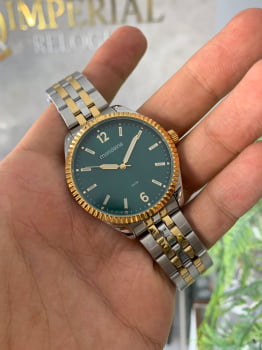 Relógio Mondaine Bicolor Dourado Prateado Visor Verde com Caixa Serrilhada Á Prova d'água 32500LPMKBE2
