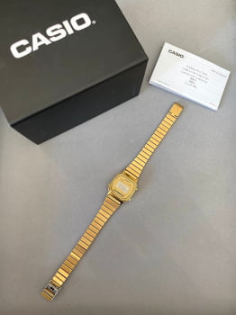 Relógio Casio Feminino Vintage Mine Retro Dourado pequeno LA670WGA-9DF
