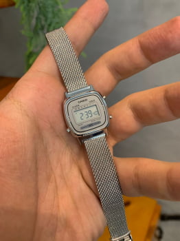 Relógio Casio Vintage Mine Retro Feminino Prata Milanesa LA670WEM-7DF