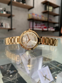 Relógio Mondaine Feminino Dourado 32115LPMVDE1