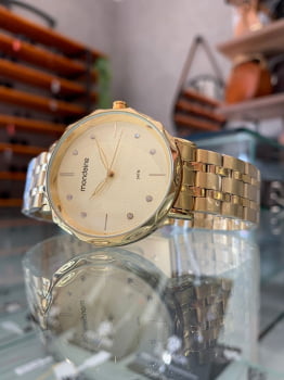 Relógio Mondaine Feminino Mostrador Texturizado Dourado á Prova D'água 32482LPMVDE1