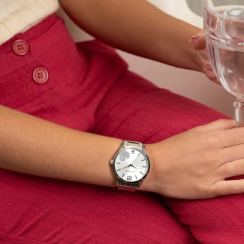 Relógio Mondaine Feminino Prateado Visor com Detalhe de Coração Á Prova d'água 99767L0MVNE1