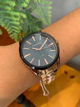 Relógio Mondaine Feminino Rosé e Preto Com Mostrador Texturizado 53752LPMVRE1