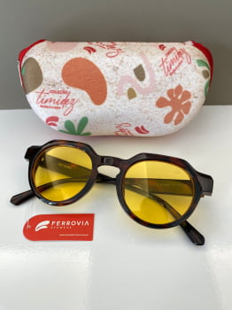 Óculos de Sol Ferrovia Redondo Rajado Lente Amarela em Acetato 642919