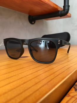 Óculos de Sol Masculino Arredondado Acetato Preto com Lentes Pretas Eclipse A56060