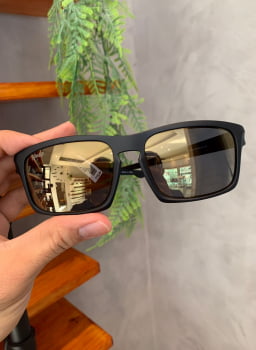 Óculos de Sol Masculino Preto Quadrado com Lente Espelhada Acetato To Be 3001sz0219