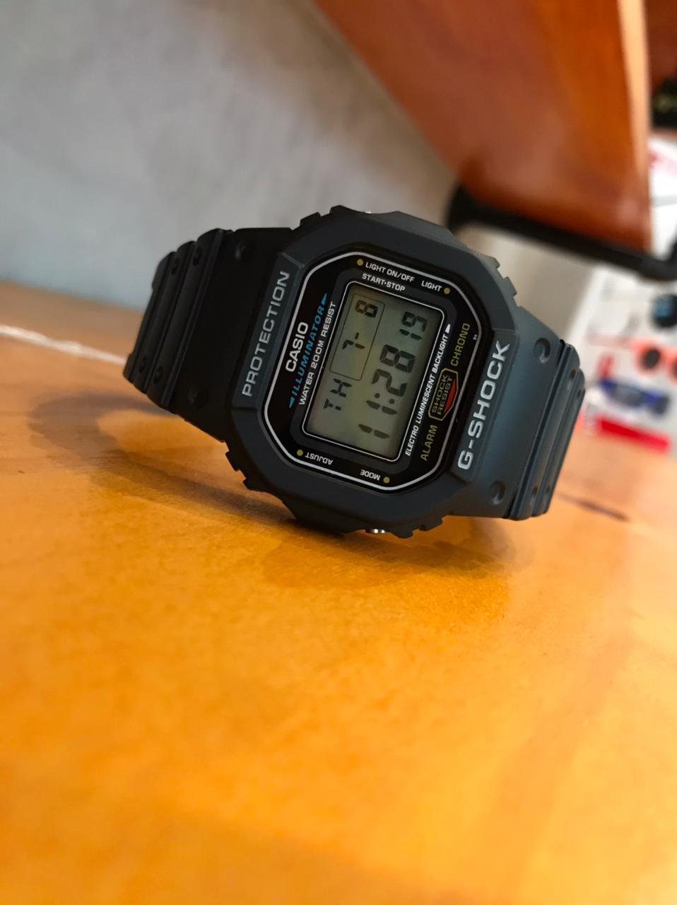 Relógio Casio G-Shock Masculino Preto Esportivo Digital em Poliuretano Á Prova d'água DW-5600E-1VDF 3229