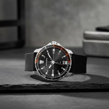 Relógio Mondaine Masculino Prateado Visor Preto Pulseira em Silicone á Prova D'água 99826G0MVNI3