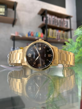 Relógio Orient Masculino Dourado Com Calendário Visor Preto Maquinário Japonês Aço Inoxidável Á Prova d'água MGSS1192 
