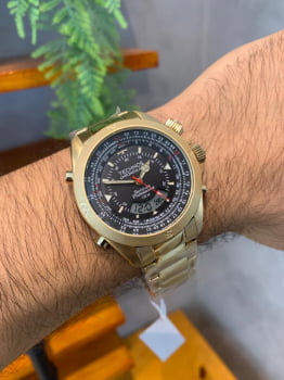 Relógio Technos Skydiver Display Duplo Masculino Dourado com Calendário Aço inox Á prova d´água WT20565/4P