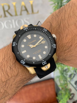 Relógio X-Games Masculino em resina e silicone dourado com preto Calendário A prova d´água XMPP1051